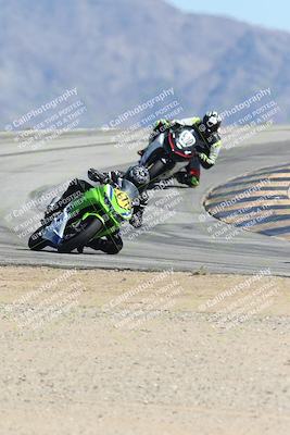 media/Oct-05-2025-CVMA (Sun) [[beeef4f201]]/Race 11-500-400(4)-350 Supersport/